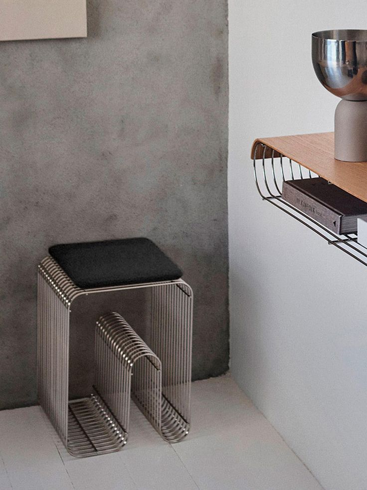 AYTM table d'appoint chromée meuble design moins de 200 euros