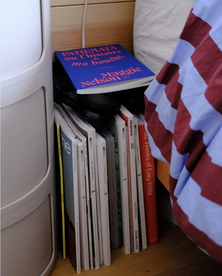 Bazar cluttercore décoration d'intérieur messy girl pinterest