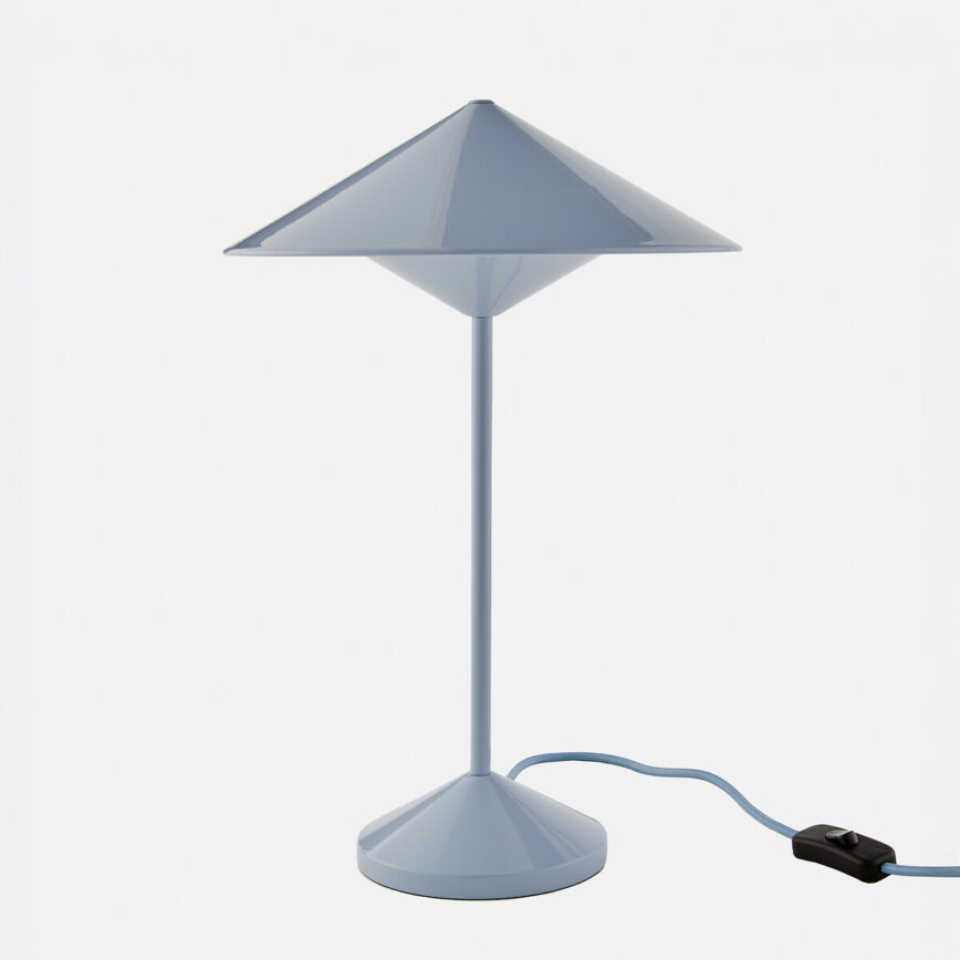 Lampe bleu ciel à poser style design la redoute moins de 100 euros